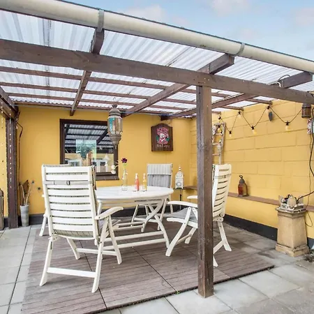 1 Bedroom Amazing In Apartman Hasle